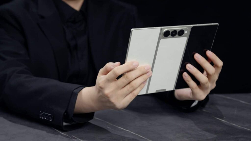 Tecno Phantom Ultimate G Fold